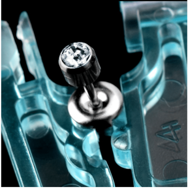 Hjemme piercing - Bilde 2